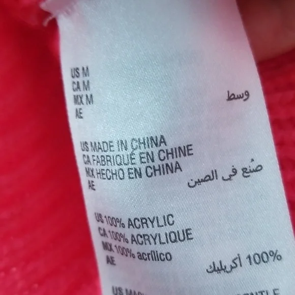 Bar 111 Cropped turtleneck sz medium - Picture 6 of 6